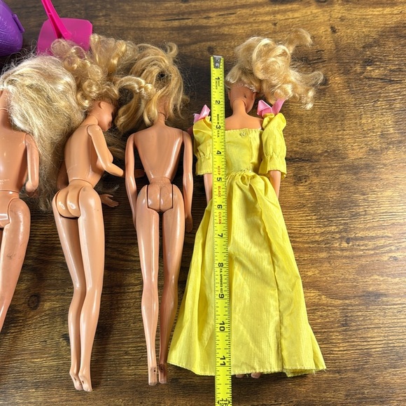 Barbie Doll Collection with Pink and Yellow Outfits set Of 8 Barbies & 4 Toys - Picture 11 of 12